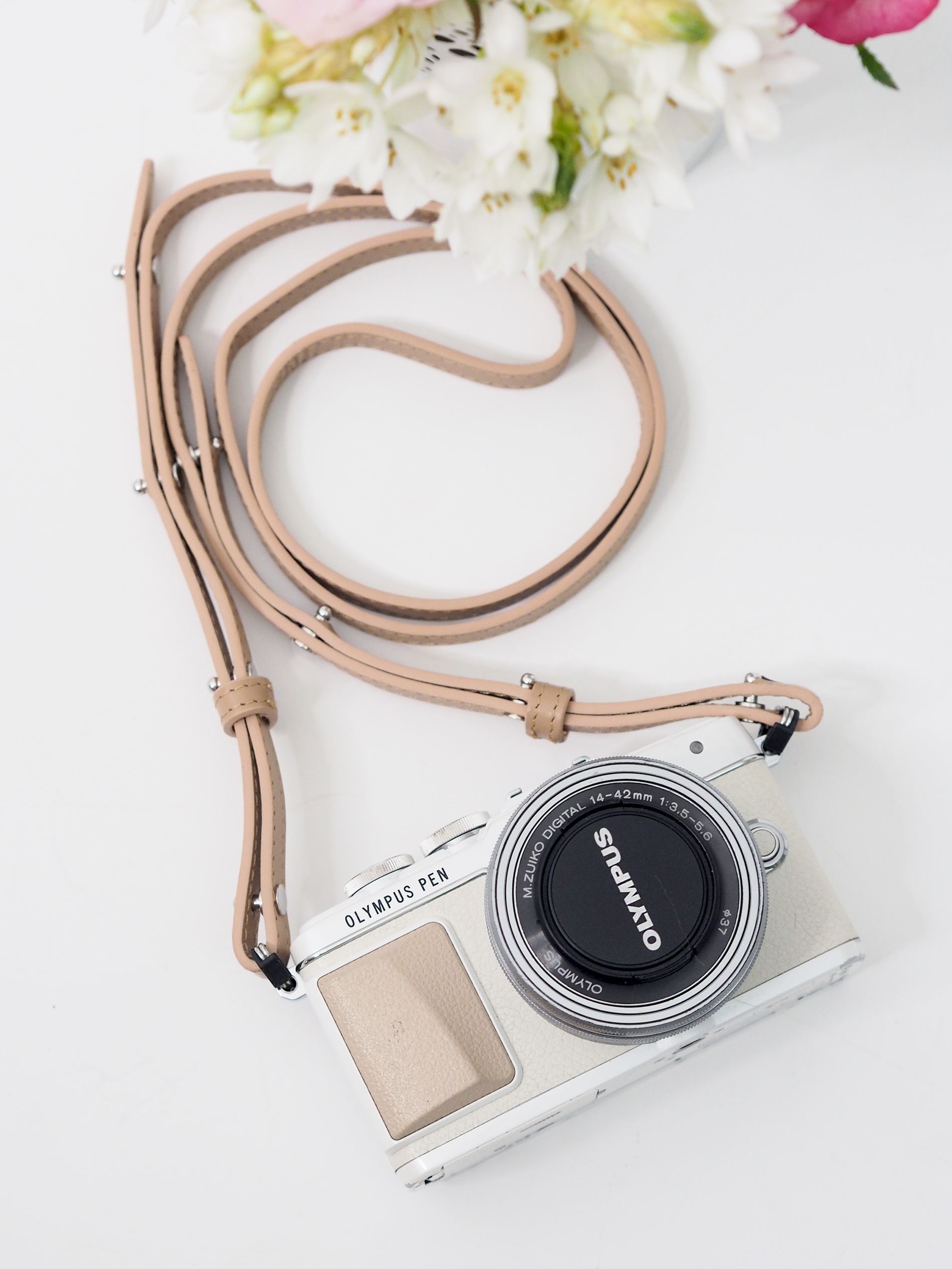 polaroid instax retro